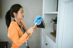 Skilled and Trustworthy Cleaners's image